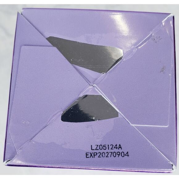 NIB Sundae Glow Overnight Lip Mask Berries & Fig Lip Moisturizer 0.7 oz./ 20G - Picture 6 of 7